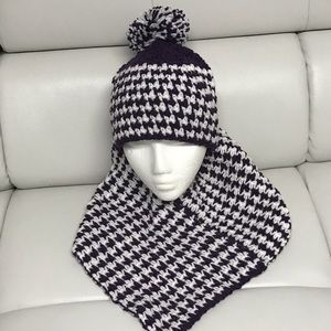 Stepping out  purple and white scarf set Sold out